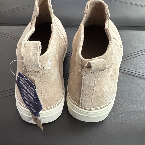 Toms Women's Tan Suede Ankle Booties - Picture 3 of 6